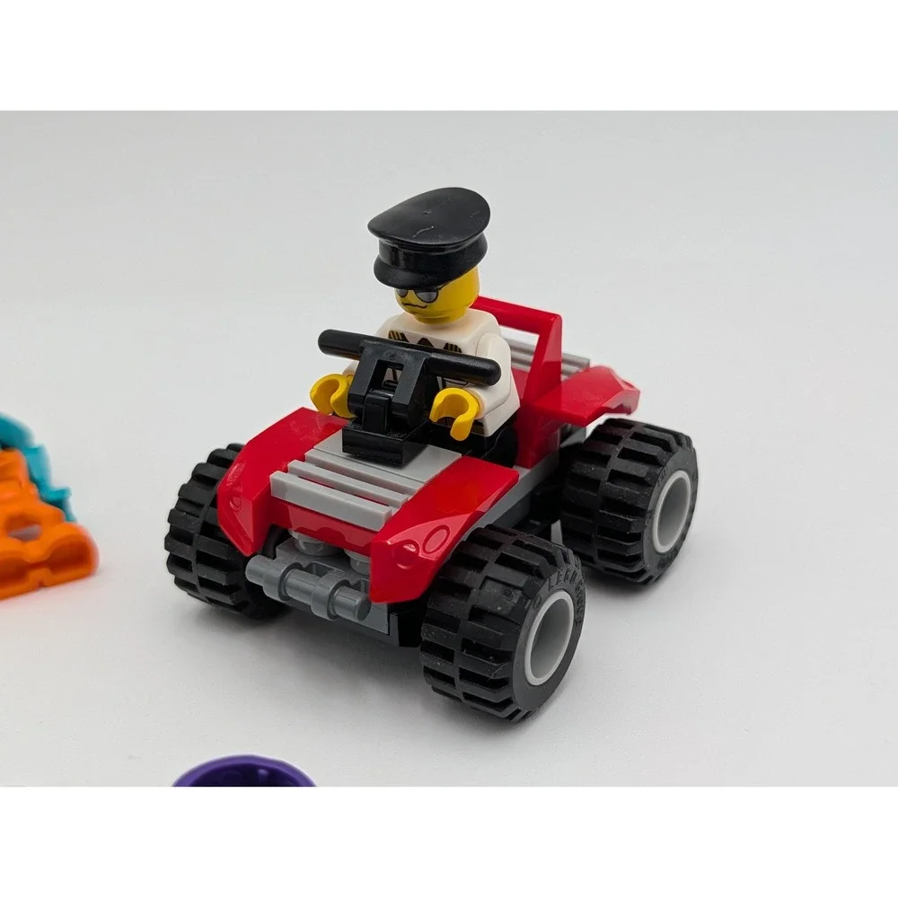 LEGO Minifigure Lot Batman Skeleton Alien City Figures‎ ATV Space Construction